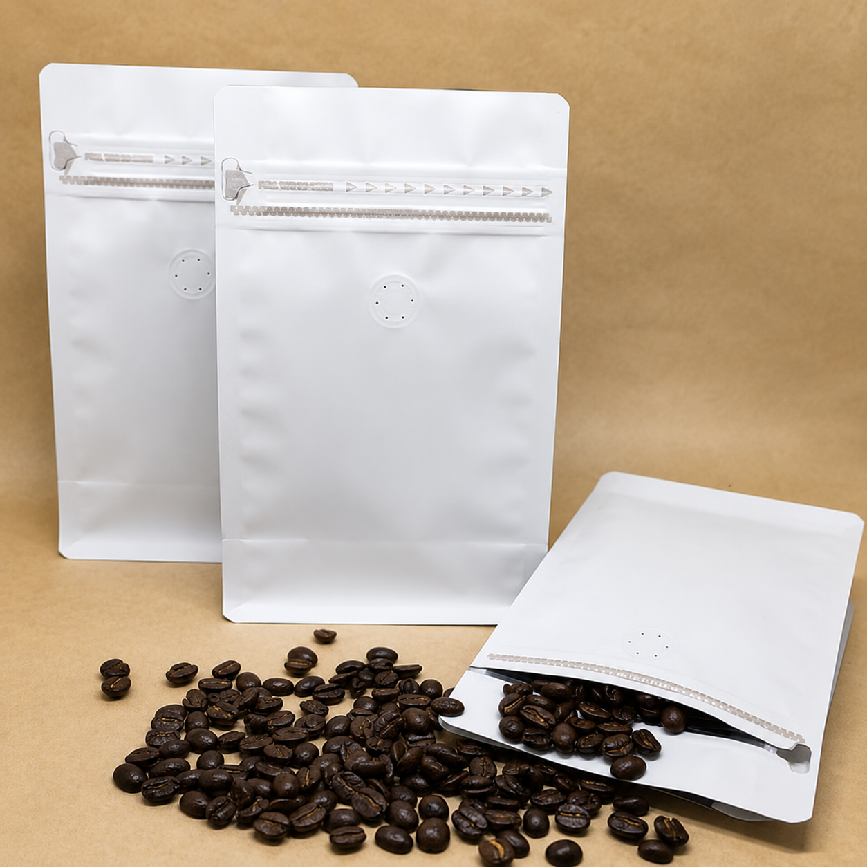 Coffee packaging and roasted beans 1kg White Paper Flat Bottom Coffee Bag with Valve, Pull-Tab Zipper, Foil Lined (100 pcs)