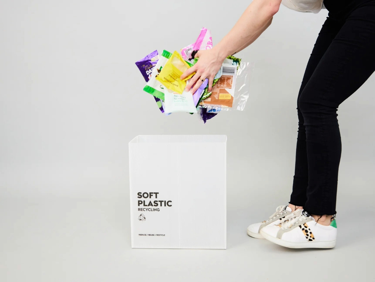 Melbourne Supermarkets Pioneer Soft Plastic Recycling Trial - Vivo